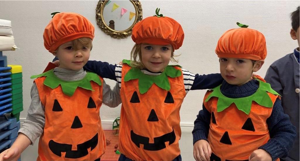 Les petits écoliers - école montessori bilingue - Anglais